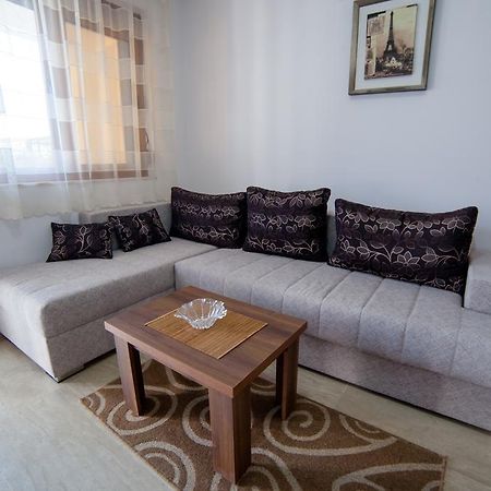 Kollari Apartments Ulcinj Exterior photo
