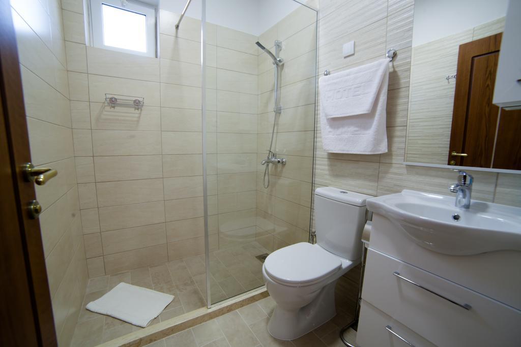 Kollari Apartments Ulcinj Exterior photo